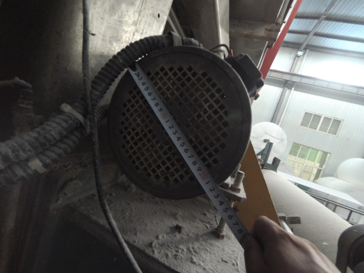 用戶(hù)更換強(qiáng)冷變頻電機(jī)冷卻風(fēng)扇用戶(hù)更換強(qiáng)冷變頻電機(jī)冷卻風(fēng)扇 業(yè)績(jī)案例 第3張