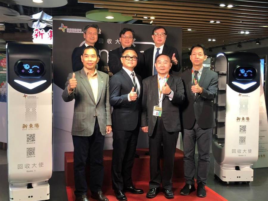 東元、新東陽(yáng)開(kāi)發(fā)智能餐盤(pán) 回收機(jī)器人今上工
